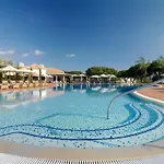 Pine Cliffs Residence, A Luxury Collection Resort, Algarve Албуфейра
